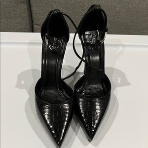 Givenchy Elegant Black Croc-Embossed Women's Heels